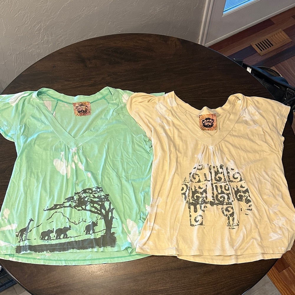 Women's Tees - Green and Cream